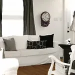 Stone Boutique Suites